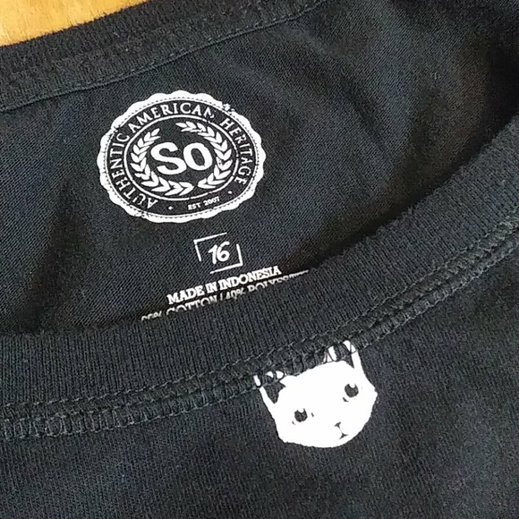 Long sleeve cat top - Picture 2 of 6